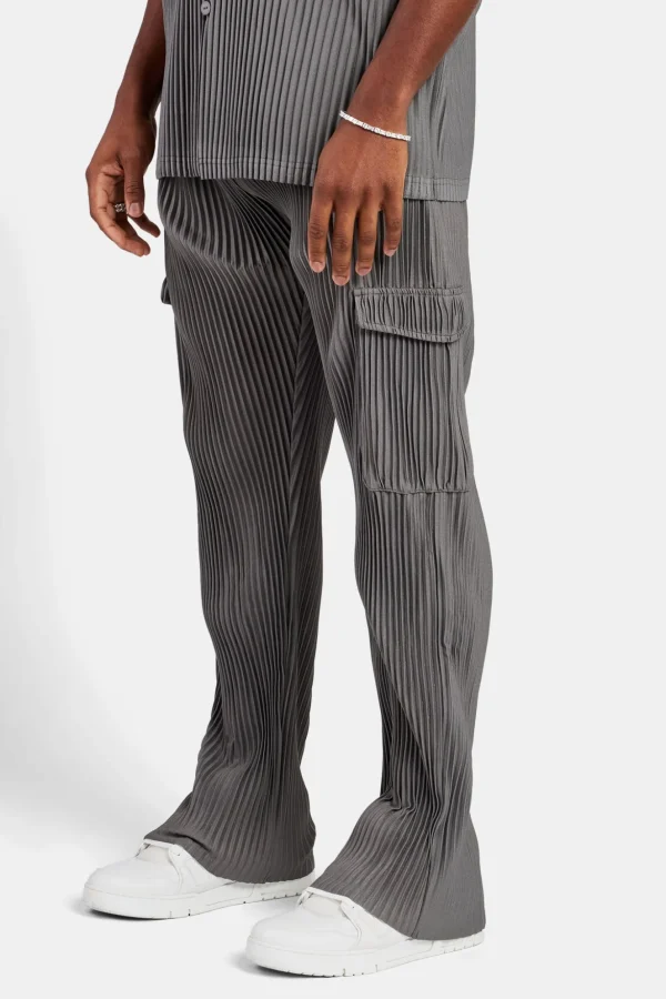 Relaxed Pleated Cargo Trouser - Dark Grey