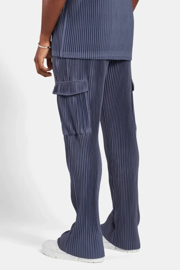 Relaxed Pleated Cargo Trouser - Dusty Blue