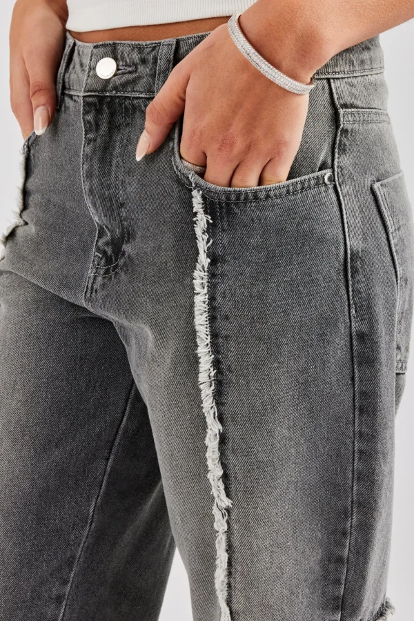 Relaxed Raw Edge Detail Jeans - Washed Grey