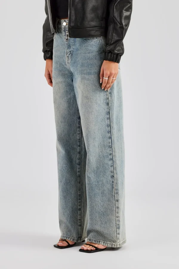 Womens Baggy Fit Jean - Antique Wash